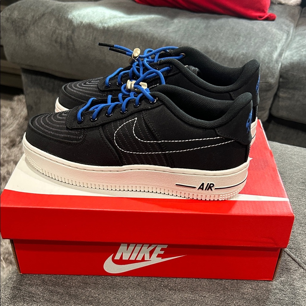 Nike Air Force 1 LV8 3